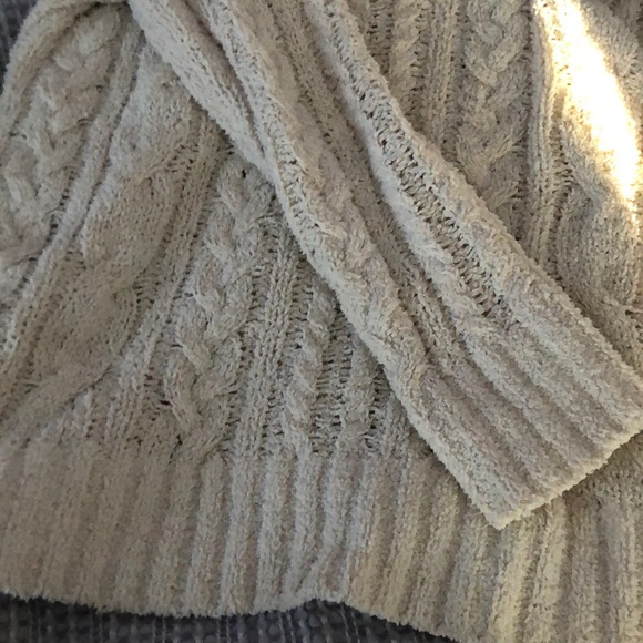 Pacsun sweater - Picture 3 of 4